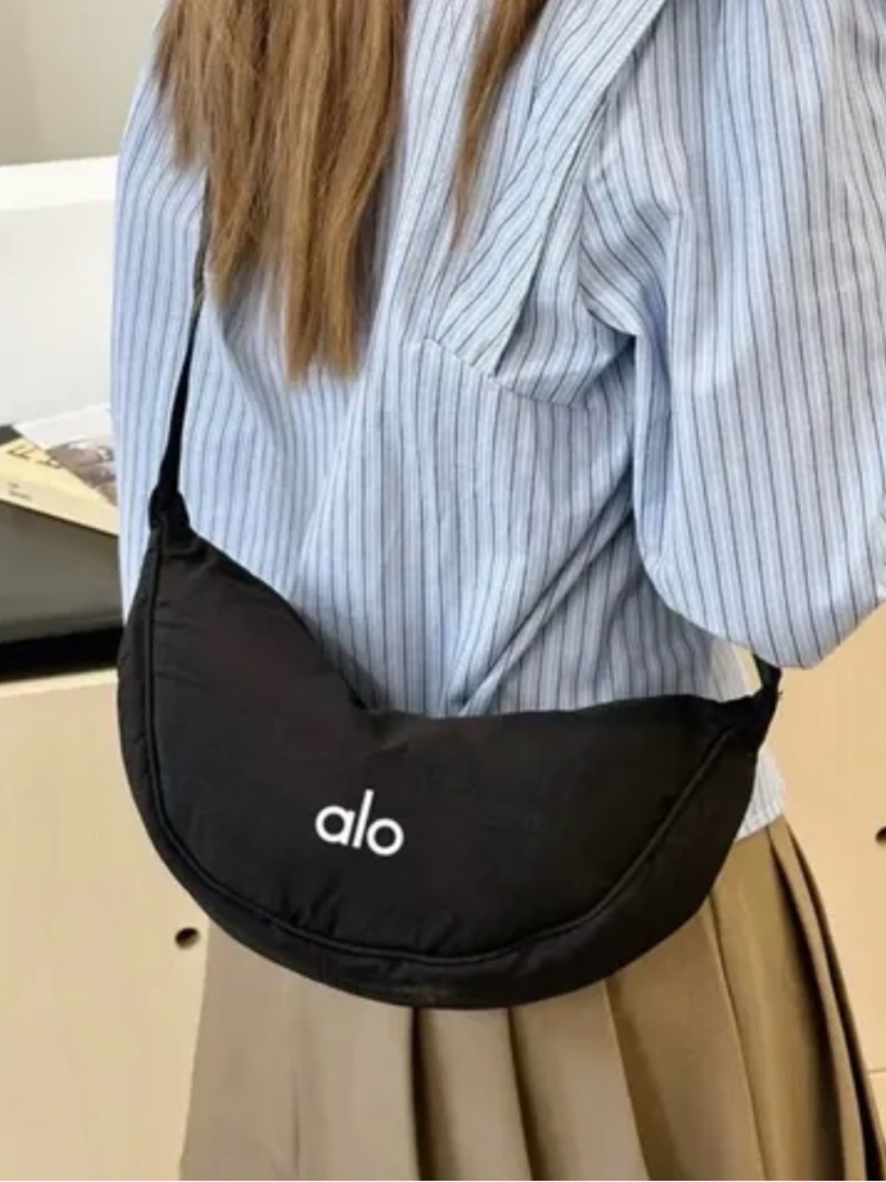 ALO Yoga Black Crescent Crossbody Puffer Bag